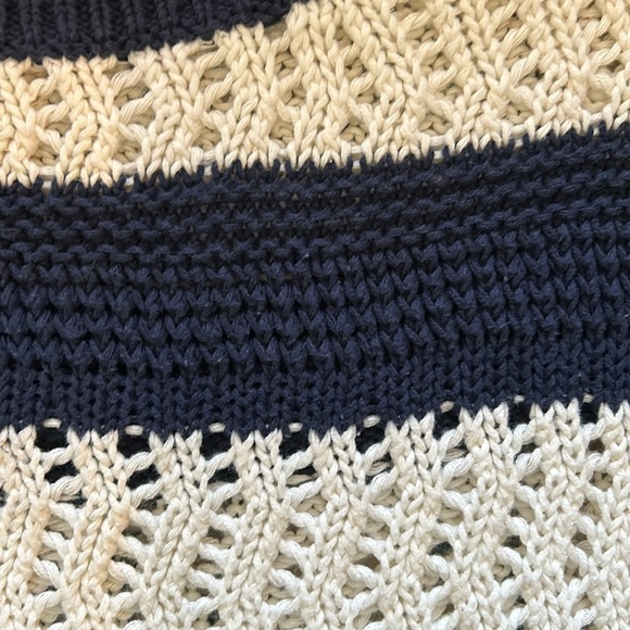 Striped crochet sweater - Picture 3 of 3